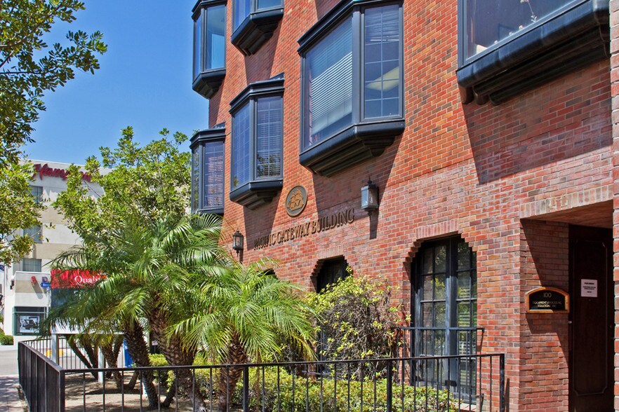 More Photos Of 1495 Pacific Hwy, San Diego Office For Lease