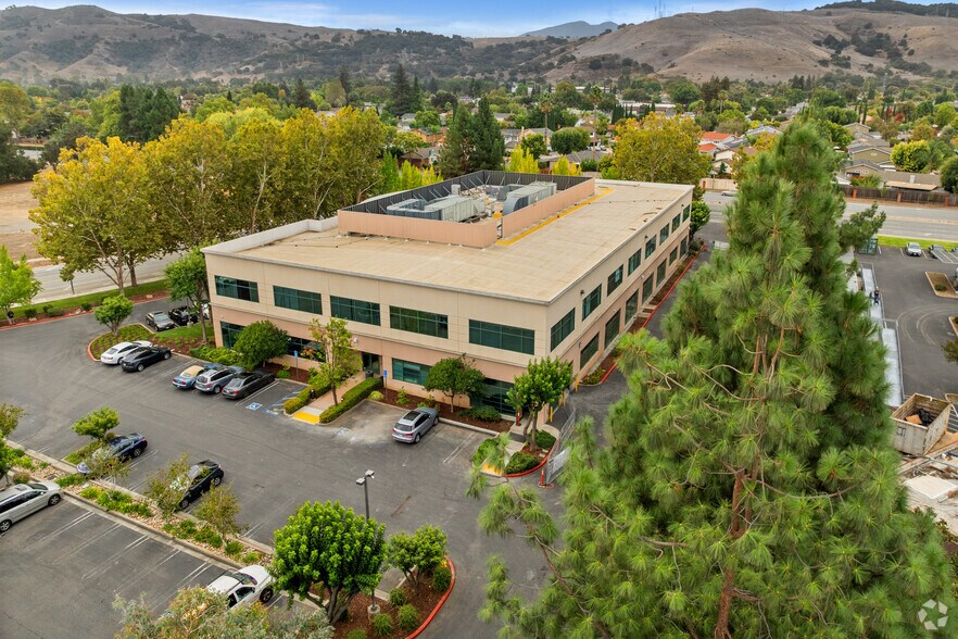 More Photos Of 6399 San Ignacio Ave, San Jose Office For Lease