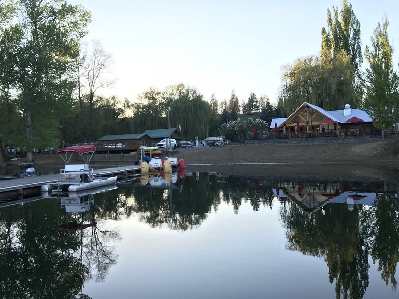 More Photos Of 18617 W Williams Lake Rd, Cheney Trailer Camper Park For Lease