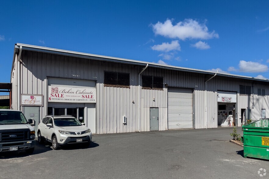 More Photos Of 565 Kokea St, Honolulu Unknown For Lease