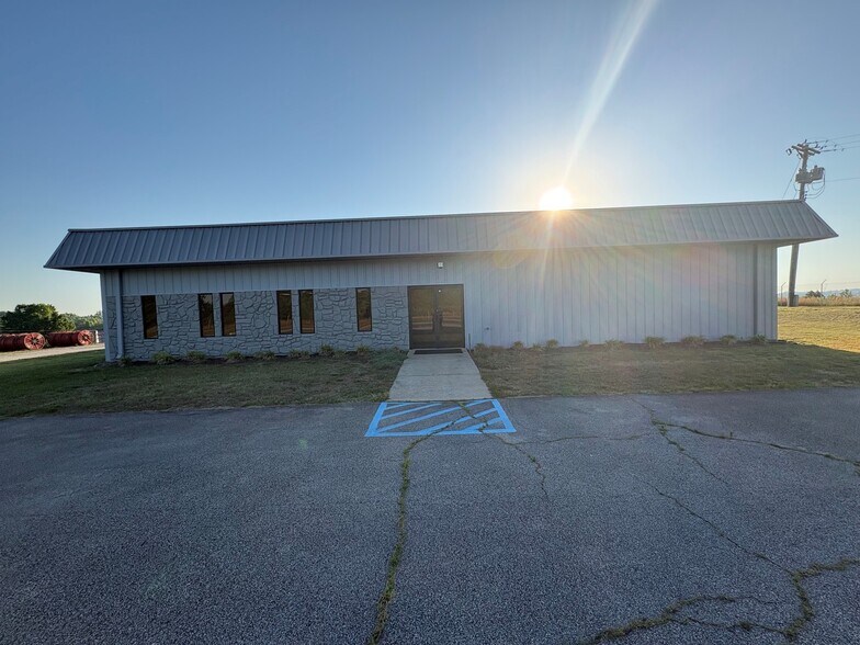 Primary Photo Of 253 Lawless Creek Rd, Blairs Light Manufacturing For Lease