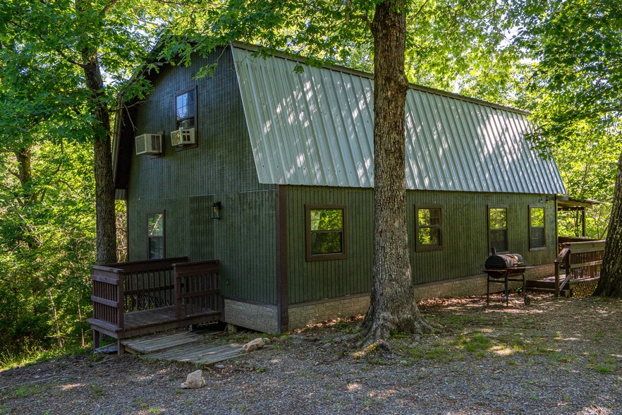 More Photos Of 122 Ouachita River Haven Rd, Pencil Bluff Hotel For Sale