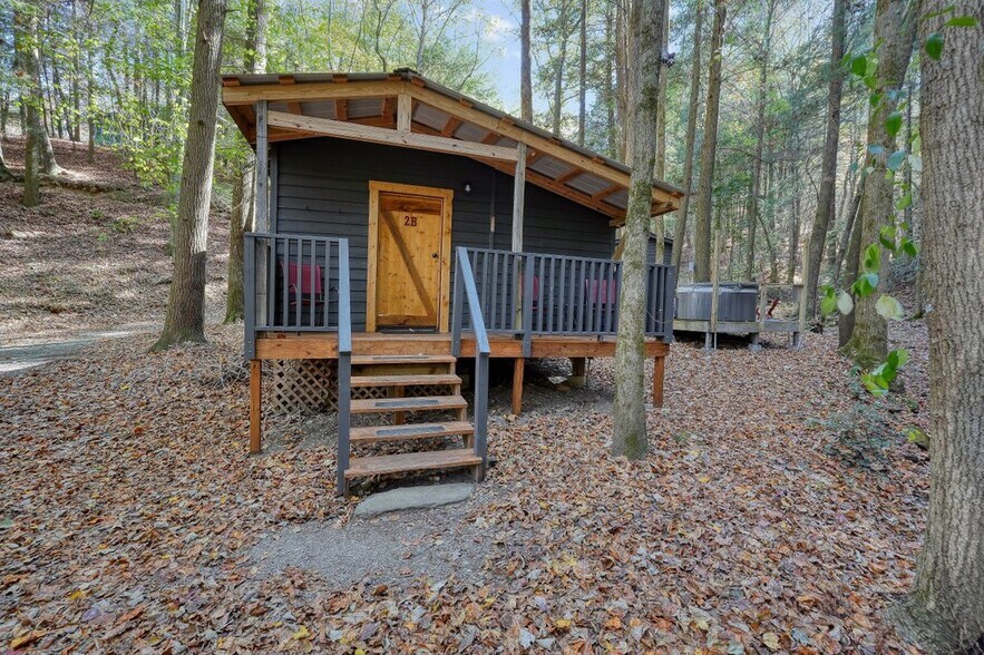 More Photos Of 400 Mulberry Gap Rd, Ellijay Hospitality For Sale