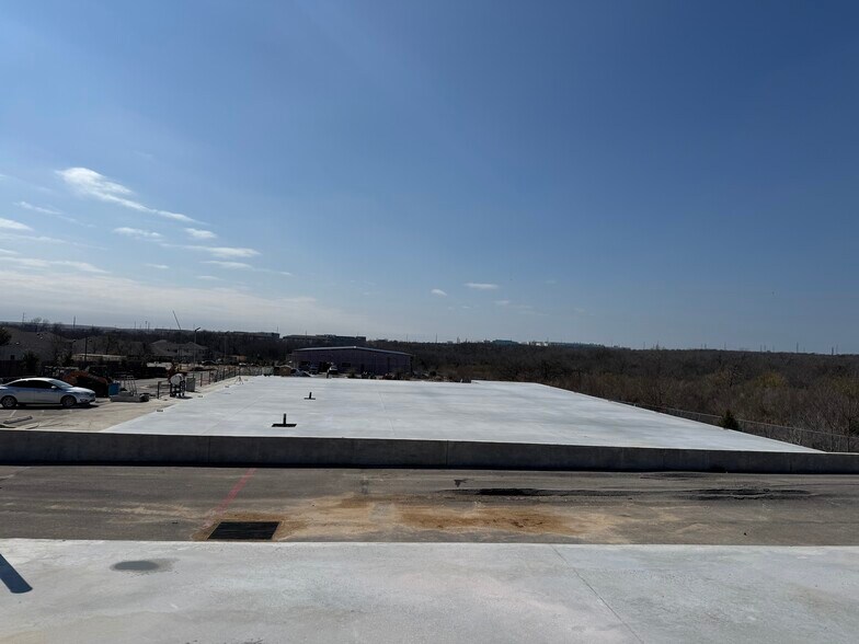 More Photos Of 3127 E Howard Ln, Manor Warehouse For Sale