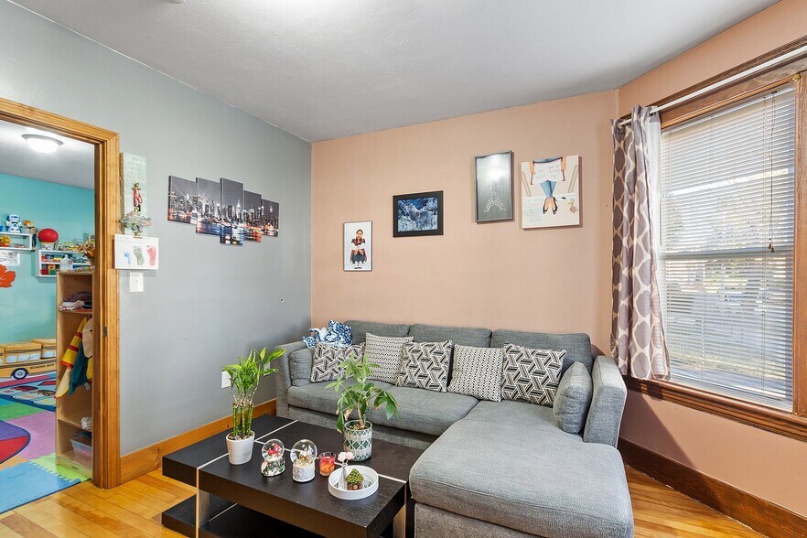 More Photos Of 36-38 Houghton St, Worcester Apartments For Sale