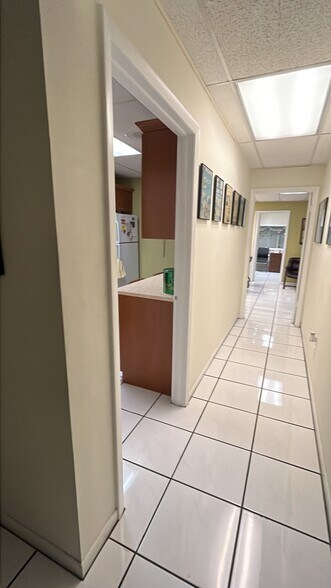 More Photos Of 3100 NW 72nd Ave, Miami Industrial For Sale
