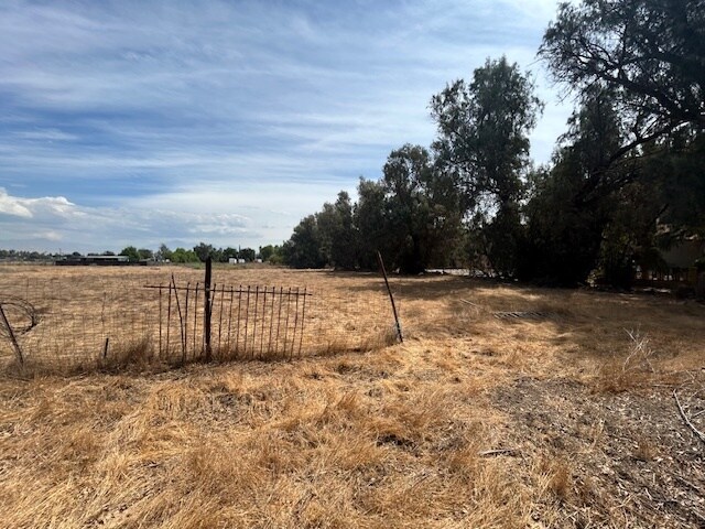 More Photos Of 11139 Laurel Ave, Bloomington Land For Sale