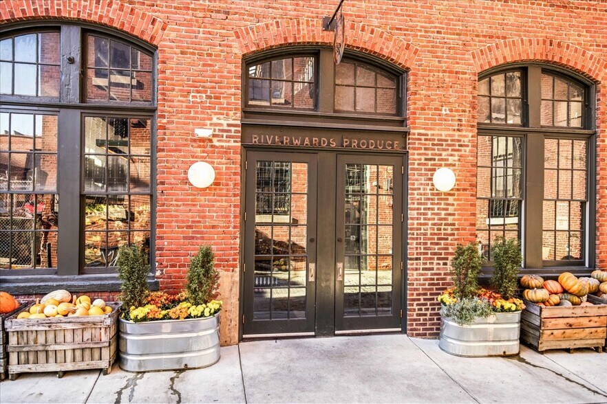 More Photos Of 109 N Orianna St, Philadelphia Office For Sale