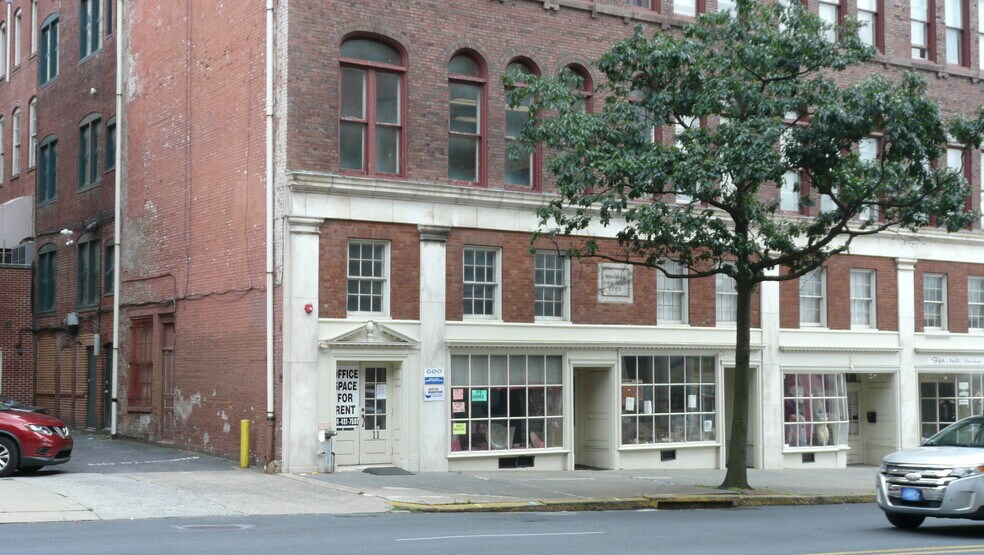 More Photos Of 501 Penn St, Reading Office For Sale