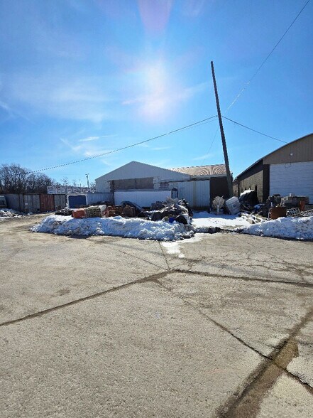 More Photos Of 24423 State Road 23, South Bend Manufacturing For Sale