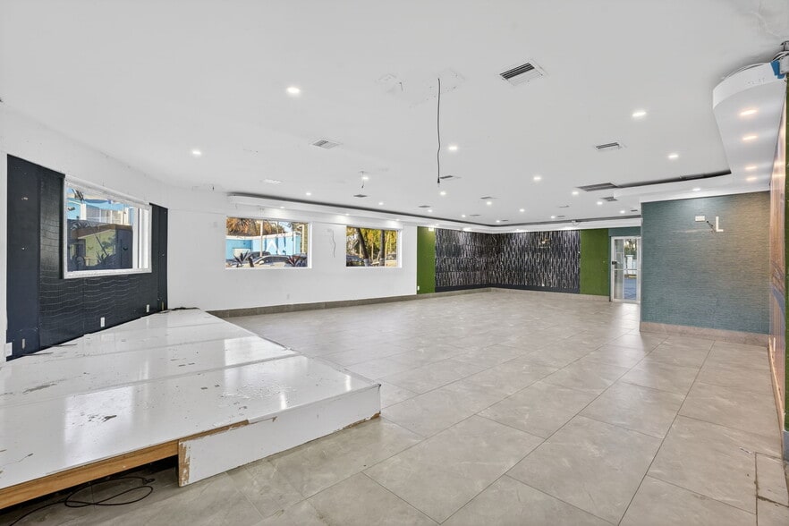 More Photos Of 45 NW 22nd Ave, Miami Restaurant For Sale