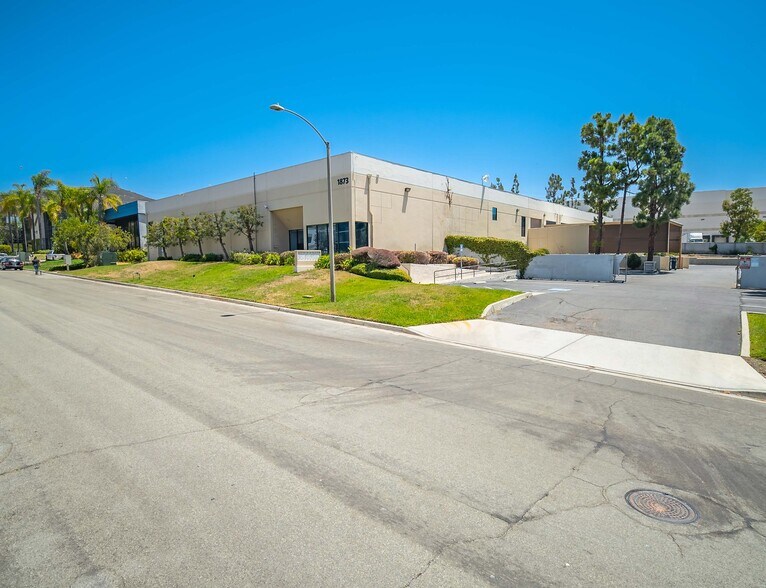More Photos Of 1873 Diamond St, San Marcos Warehouse For Sale