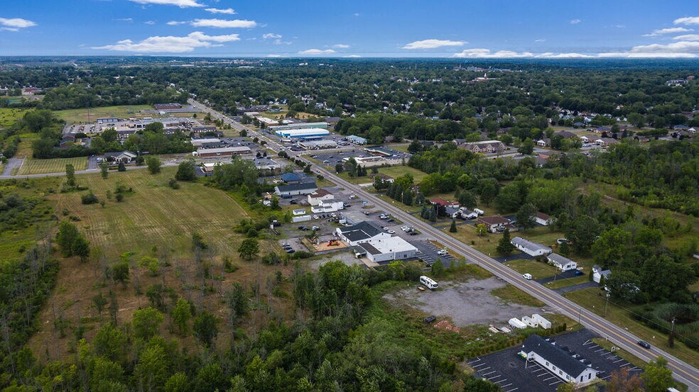 More Photos Of 6640 Lincoln Ave, Lockport Freestanding For Sale
