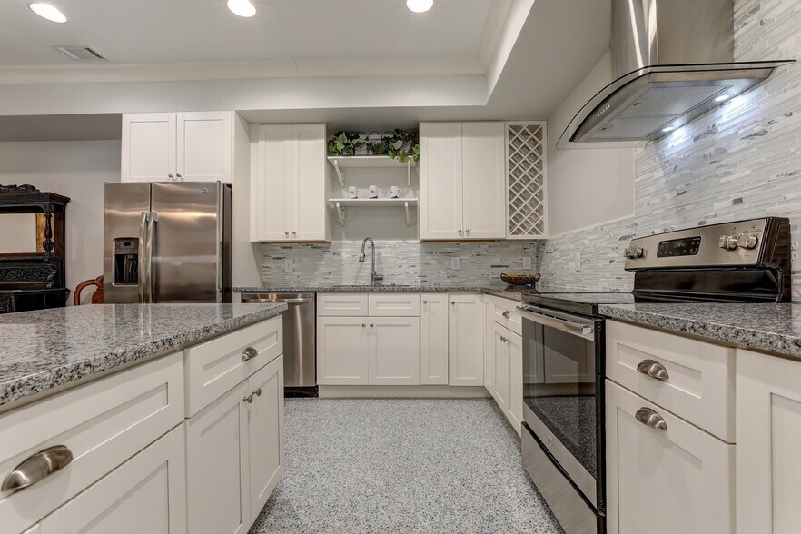More Photos Of 2972 Lookout Pl NE, Atlanta Office Residential For Sale