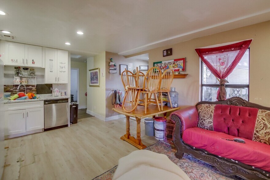 More Photos Of 215 Willie James Jones Ave, San Diego Apartments For Sale