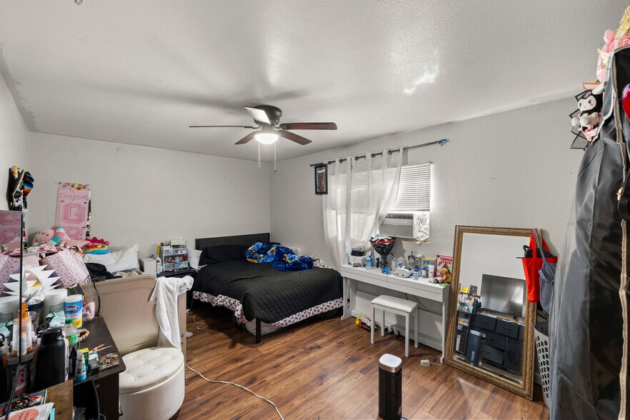 More Photos Of 1519 48th Ave, Oakland Multifamily For Sale