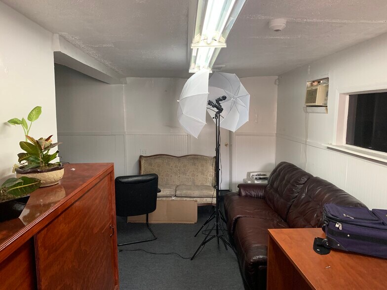 More Photos Of 2235 Light St, Bronx Warehouse For Lease