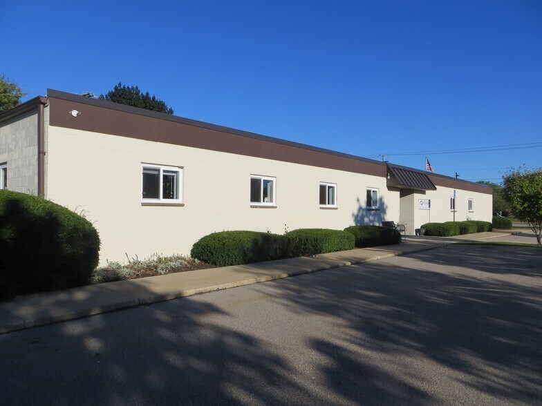 More Photos Of 6113 Jackson Rd, Ann Arbor Office For Sale