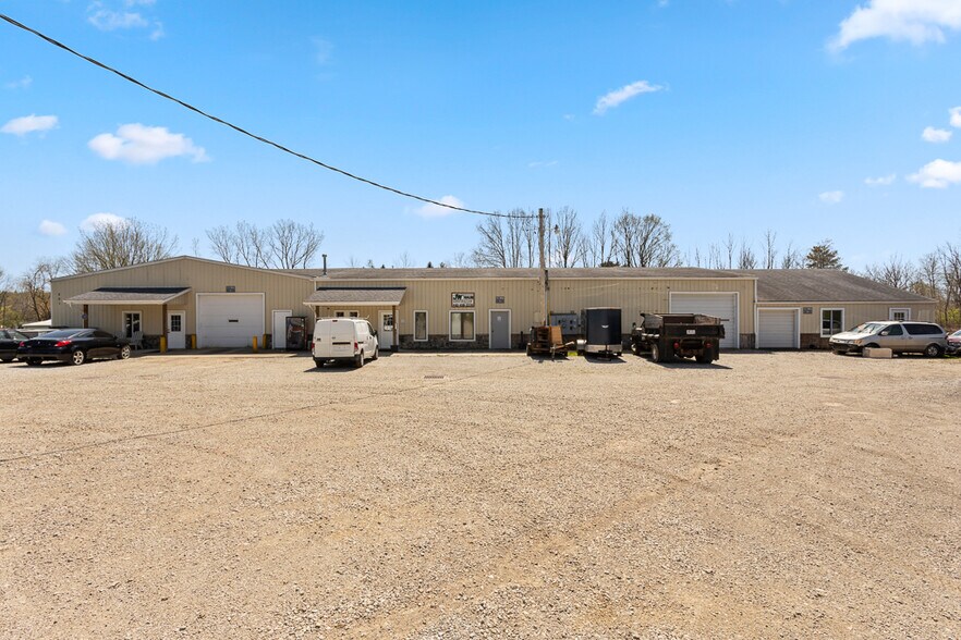 More Photos Of 201 Reed St, Spencer Light Manufacturing For Sale