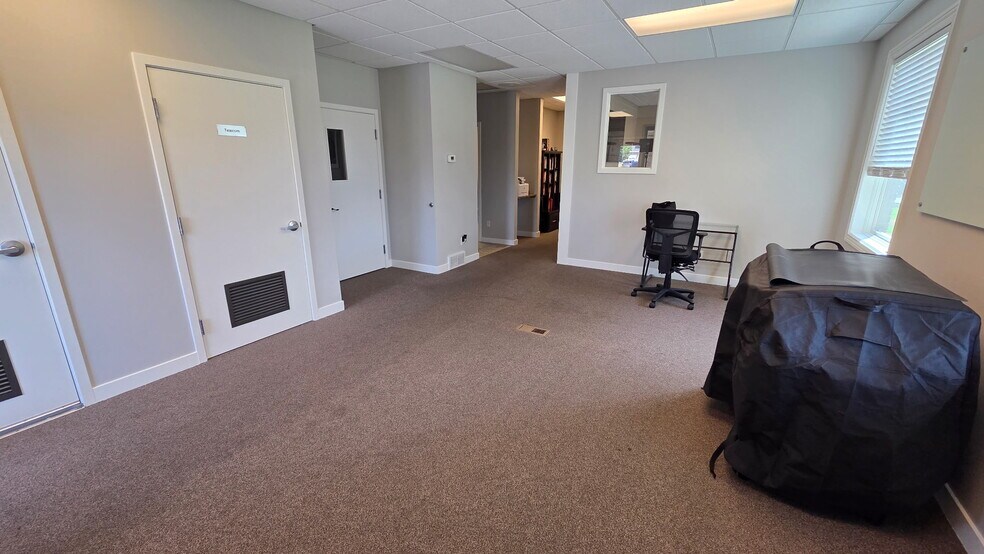 More Photos Of 3411-3413 Merlin Dr, Idaho Falls Office For Lease