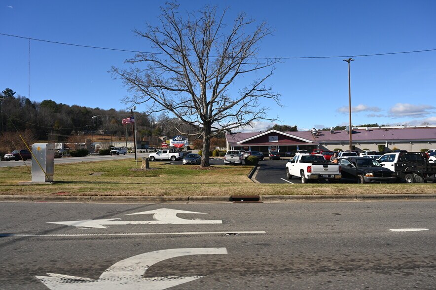 More Photos Of 826 N Green St, Morganton Land For Sale