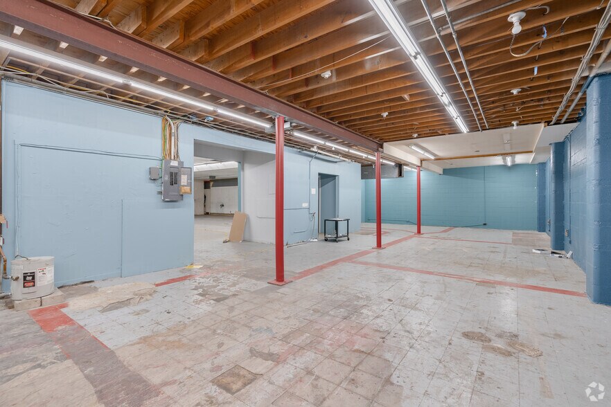 More Photos Of 76 W Landis Ave, Vineland Storefront Retail Office For Sale