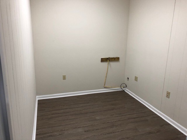 More Photos Of 119 Hollywood Blvd, Fort Walton Beach Flex For Sale