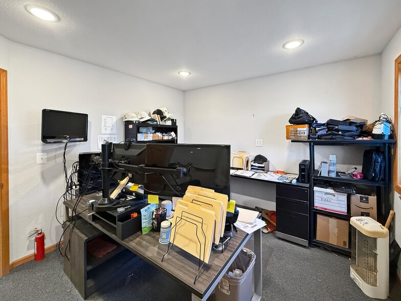 More Photos Of 614 Railroad St SE, Bemidji Office For Sale