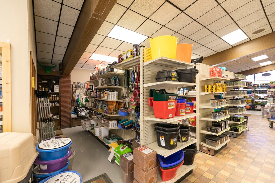More Photos Of 401 Milwaukee Ave, Deer Lodge Office For Sale