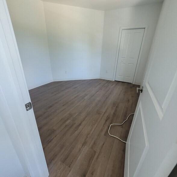 More Photos Of 1412 Windrim Ave, Philadelphia Multifamily For Sale
