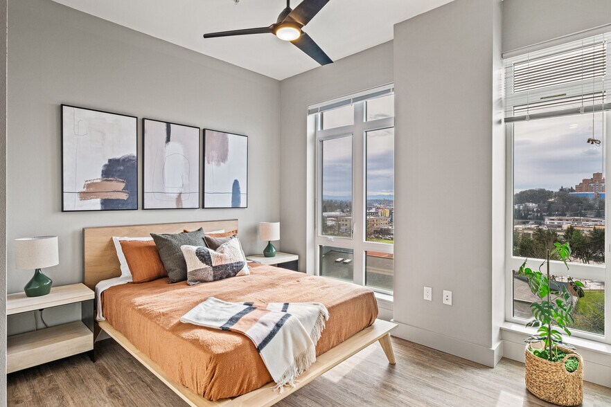 More Photos Of 104 12th Ave, Seattle Apartments For Lease