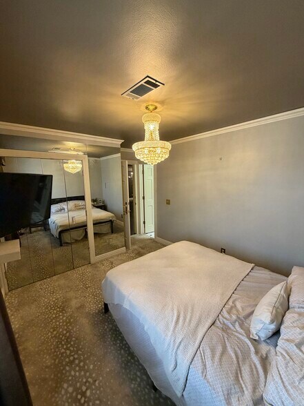 More Photos Of 4645 Tinker Diagonal St, Oklahoma City Loft Creative Space For Sale