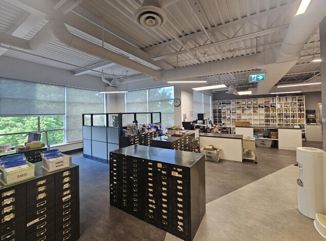 More Photos Of 5489 Byrne Rd, Burnaby Light Manufacturing For Sale