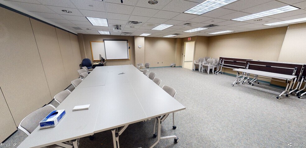 More Photos Of 625 N Jackson Ave, Springfield Healthcare For Sale