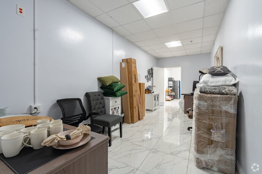 More Photos Of 3792 Ming Ave, Bakersfield General Retail For Sale