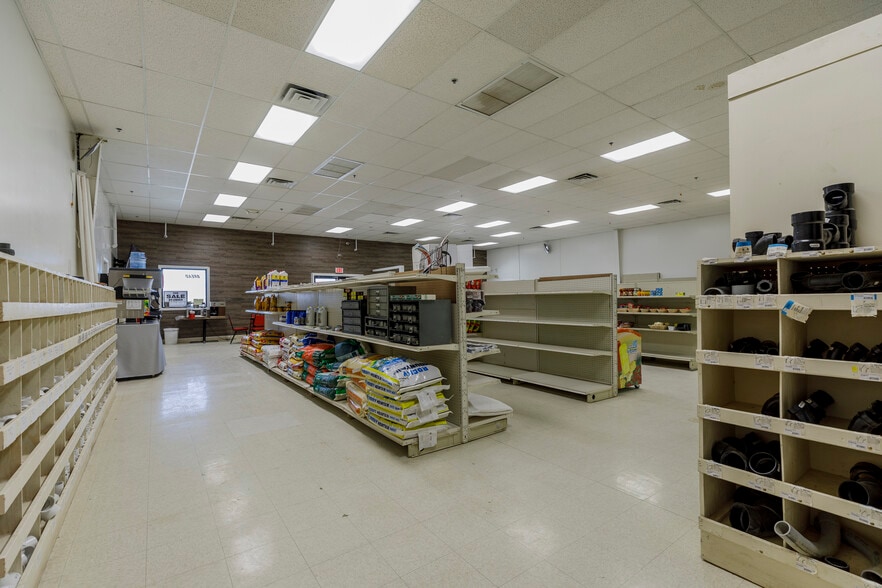 More Photos Of 600 E Quartz Ave, Sandy Valley Convenience Store For Sale