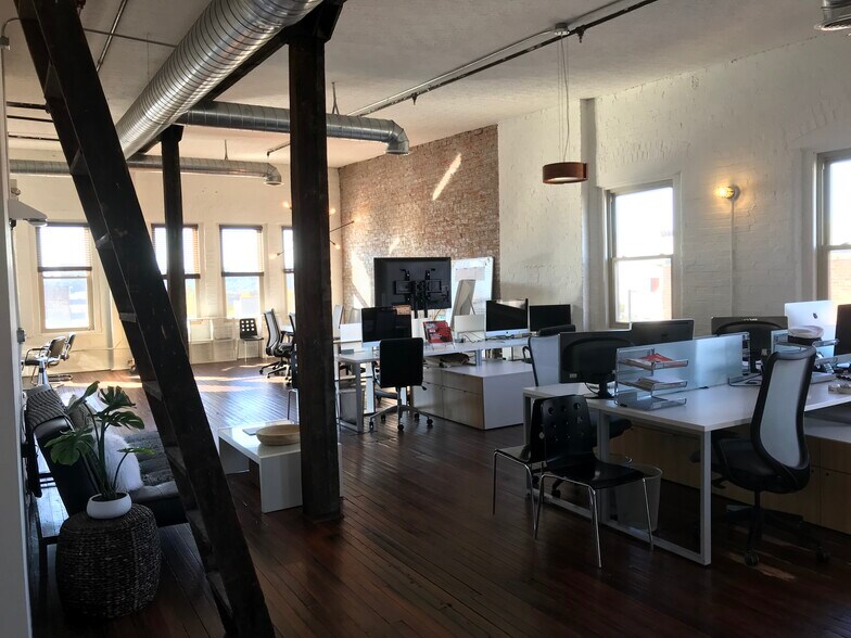 More Photos Of 1008 Race St, Cincinnati Office Residential For Sale