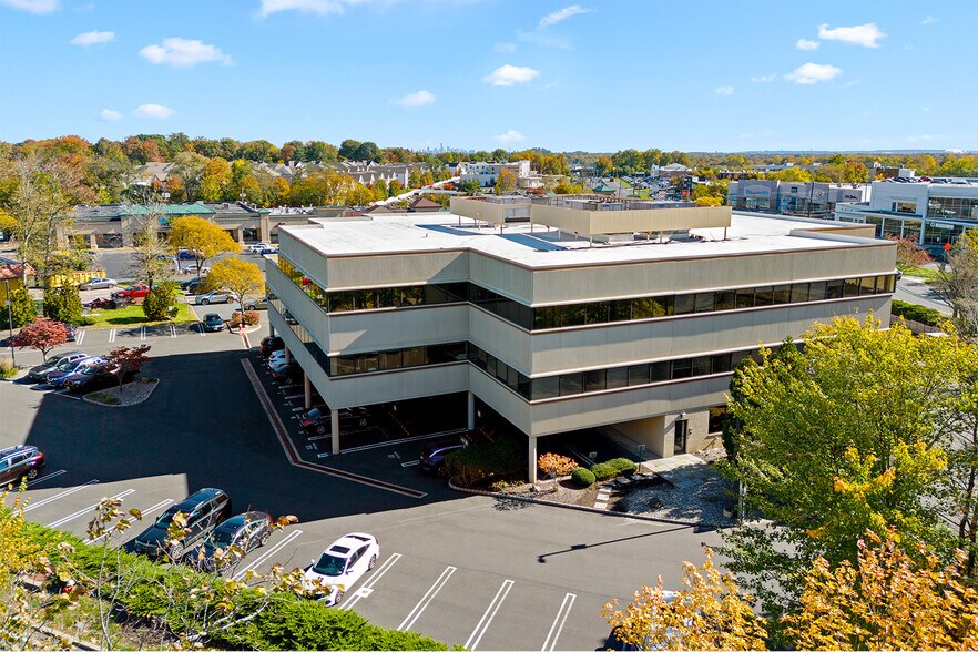 More Photos Of 899 Mountain Ave, Springfield Office For Lease