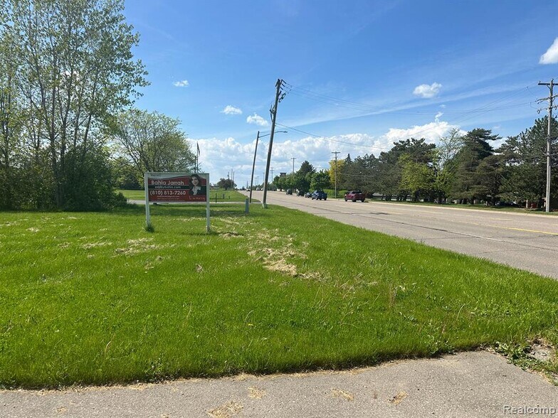 Primary Photo Of 8000 S Saginaw Rd, Grand Blanc Land For Sale