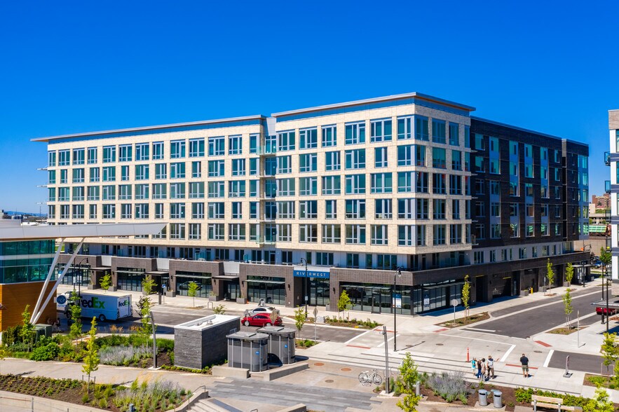 More Photos Of 700 Waterfront Way, Vancouver Apartments For Lease