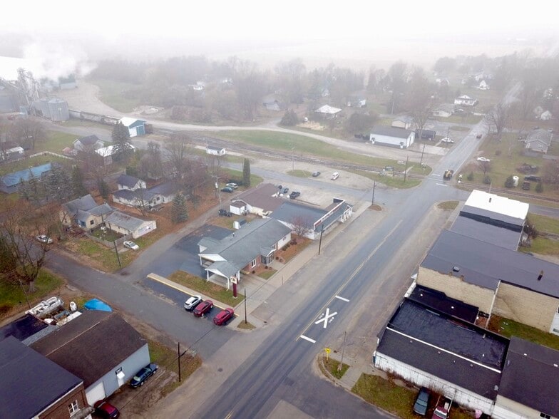 More Photos Of 125 N Newton St, Middleton Restaurant For Sale