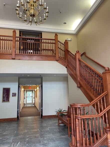 More Photos Of 13170 Ravenna Rd, Chardon Medical For Lease