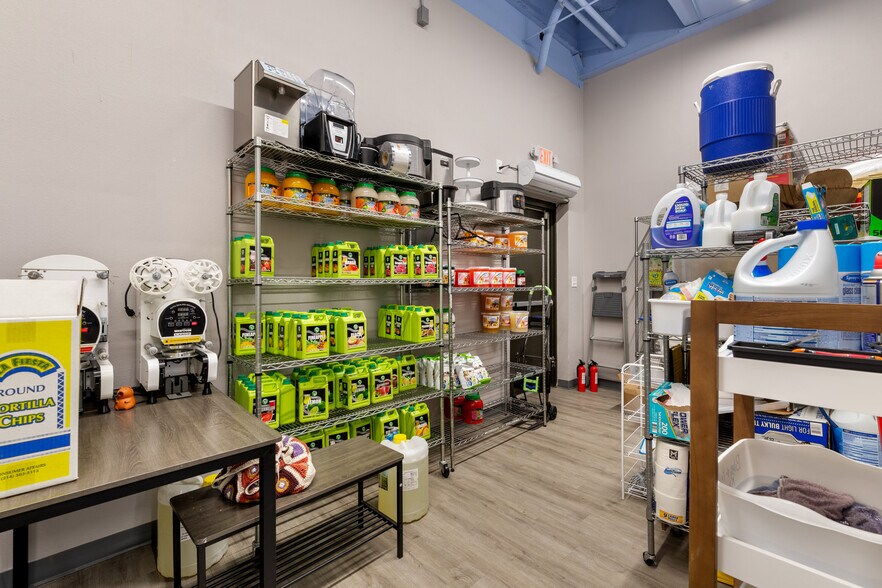 More Photos Of 5740 Ruben M Torres Blvd, Brownsville Freestanding For Lease