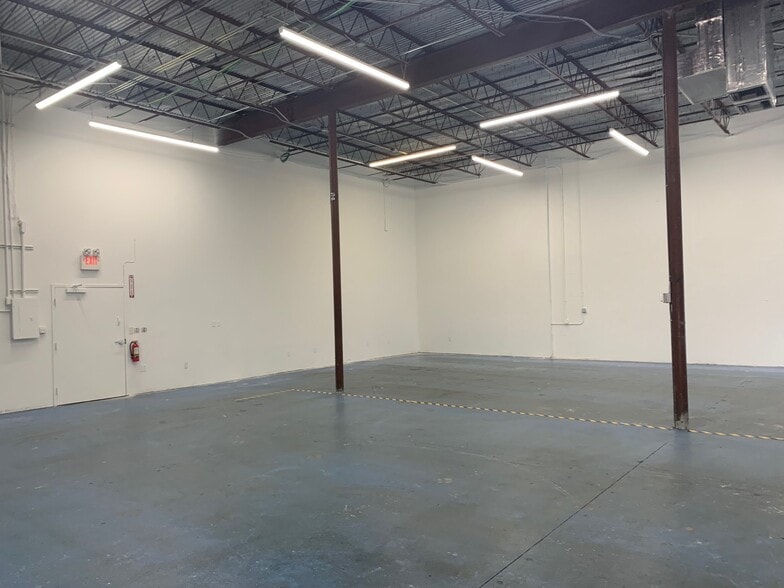 More Photos Of 1020 NW 6th St, Deerfield Beach Light Distribution For Lease