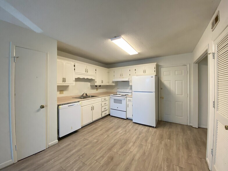 More Photos Of , Decatur Multifamily For Sale