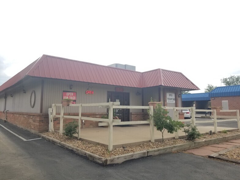 More Photos Of 1105 26th Ave, Greeley Restaurant For Sale