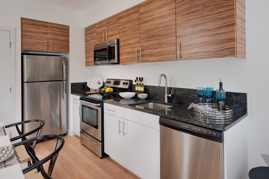 More Photos Of 5180 South Dakota Ave NE, Washington Unknown For Lease