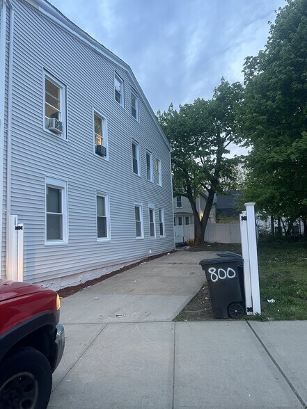 More Photos Of 669 Dixwell Ave, New Haven Apartments For Sale