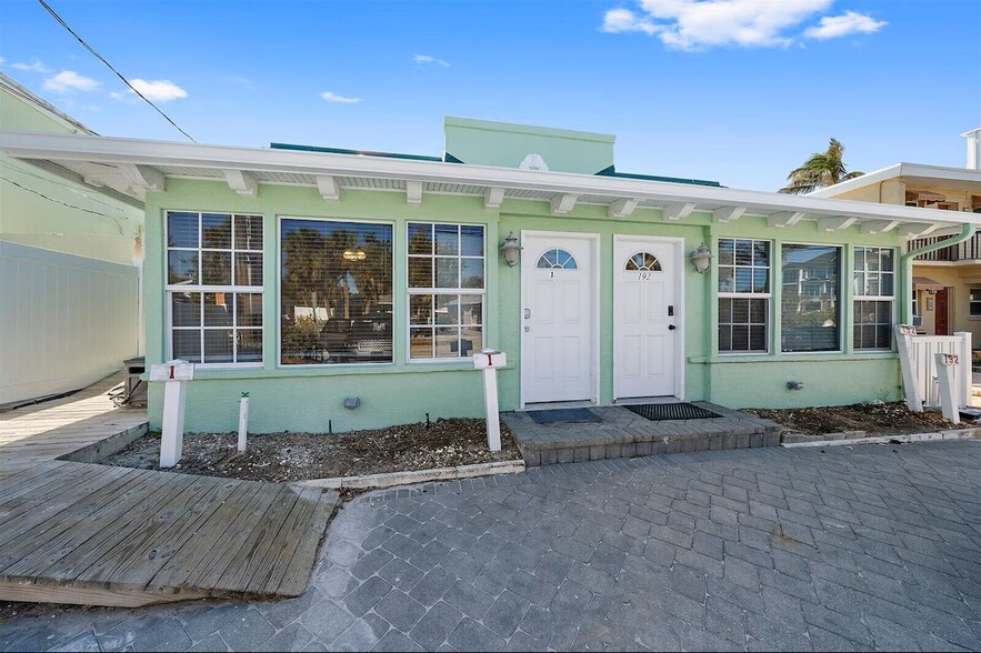 Primary Photo Of 110 Beach Road #1, Siesta Key Specialty For Sale