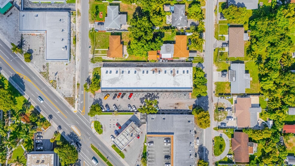 More Photos Of 1620-1648 NE 148th St, Miami Freestanding For Sale